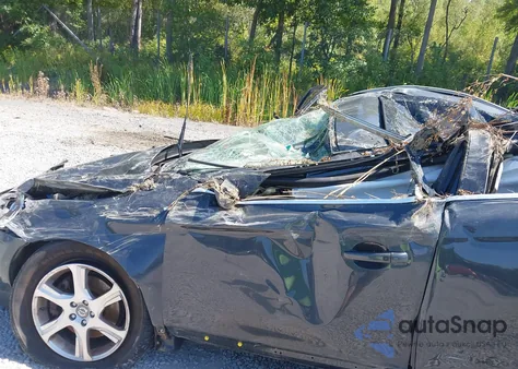 2013 Volvo Xc60 T6/T6 Platinum/T6 Premier Plus/T6 R-Design/T6 R-Design Platinum/T6 R-Design Premier Plus z USA, uszkodzony, nr VIN YV4902DZ7D2468066